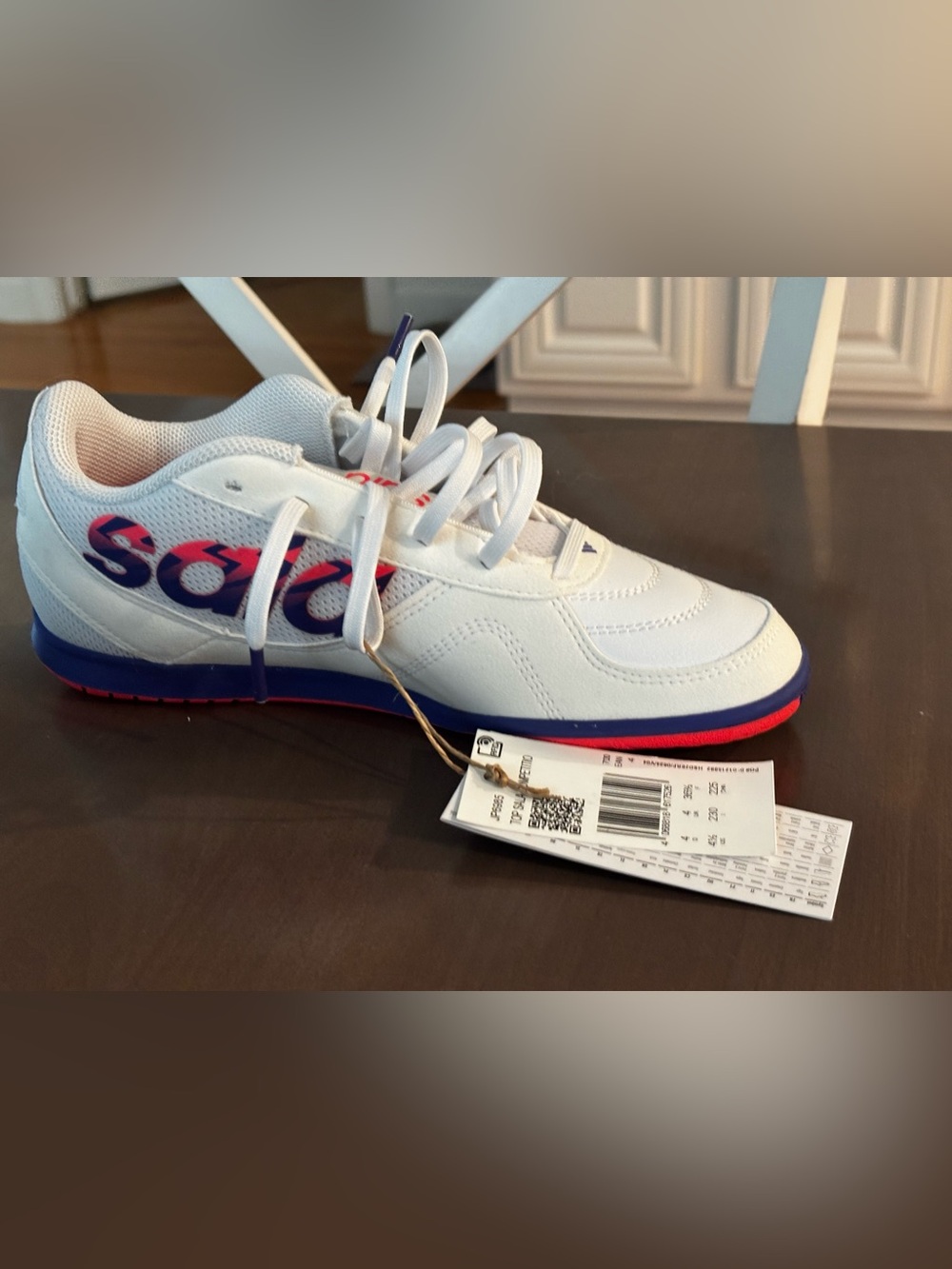 NWT adidas futsal/indoor soccer shoes. Top sala competition II. Kids 4.5